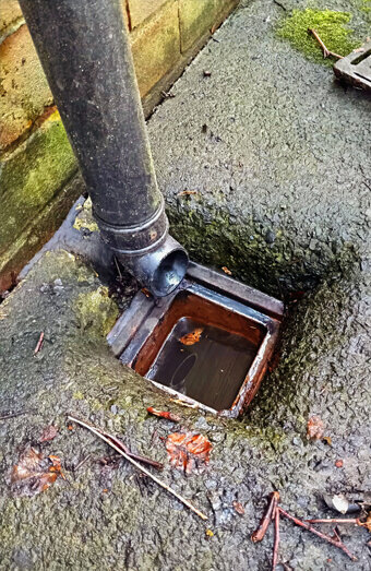 https://blockeddrainsstirling.com.au/uploads/2025/07/hero-blocked-sewers-10934.jpg